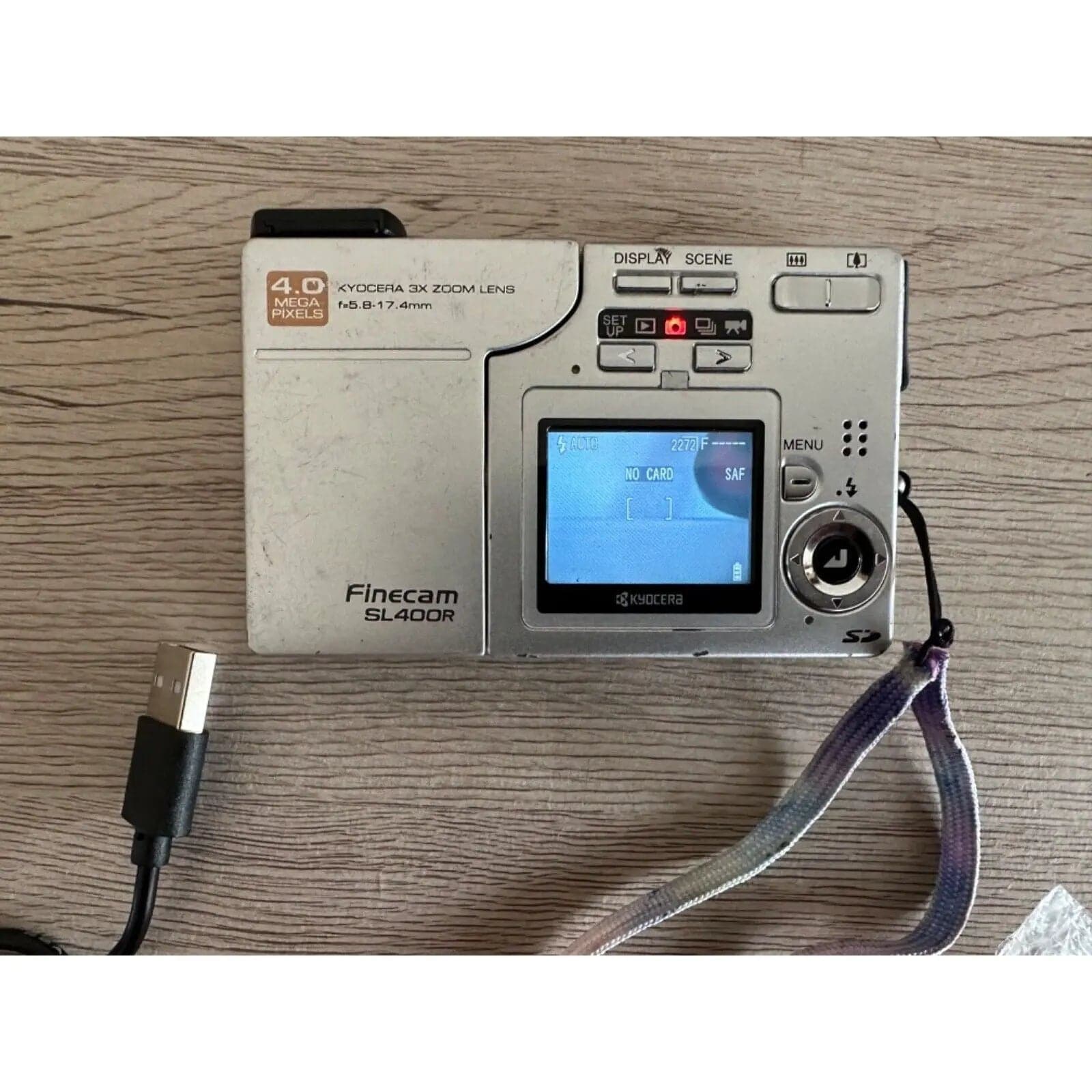 Kyocera Finecam SL400R Silver with charger + extra – Saya Trading VOF